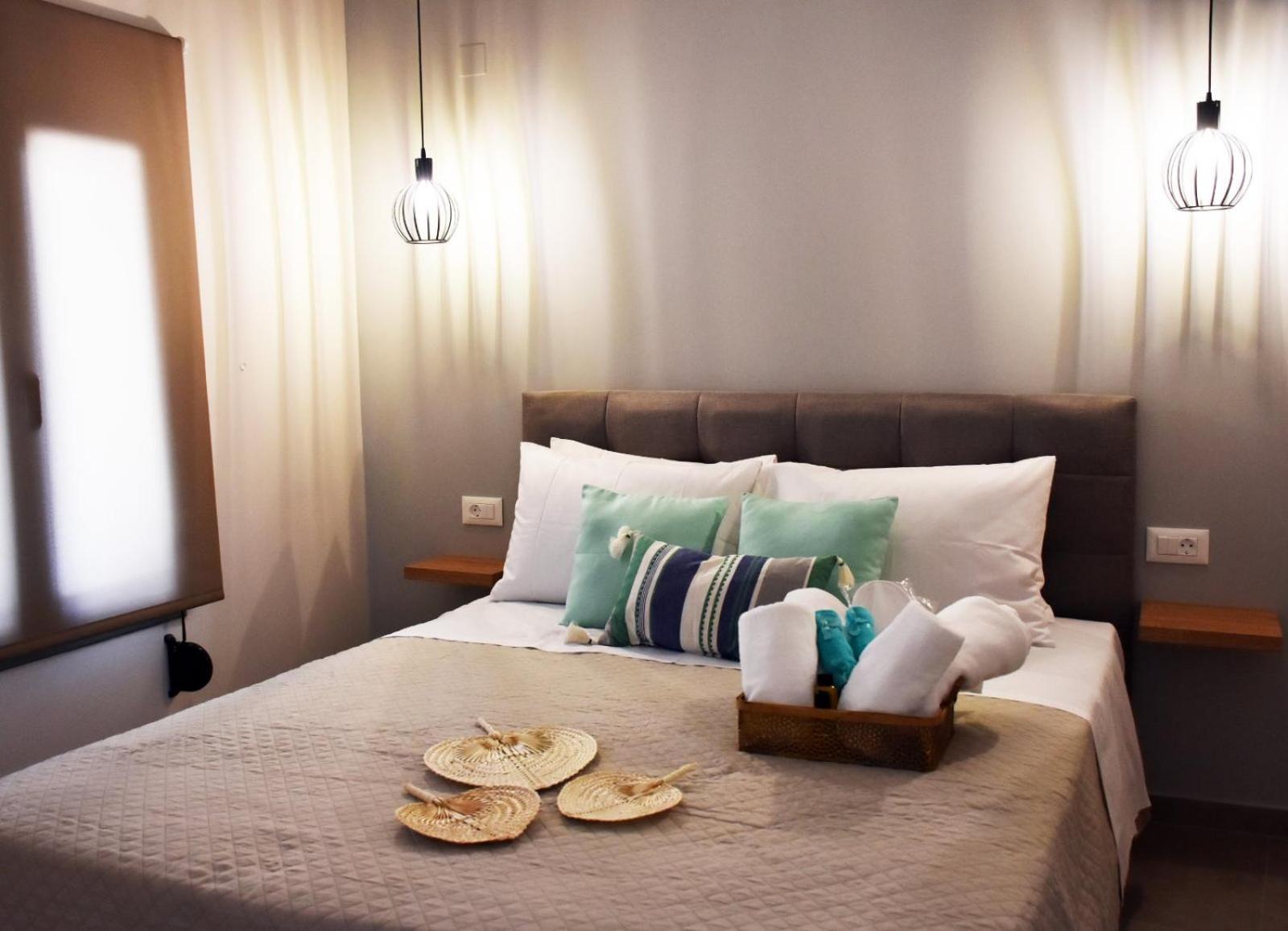 Olgas Cozy Home Chrissi Akti Chania Exterior foto