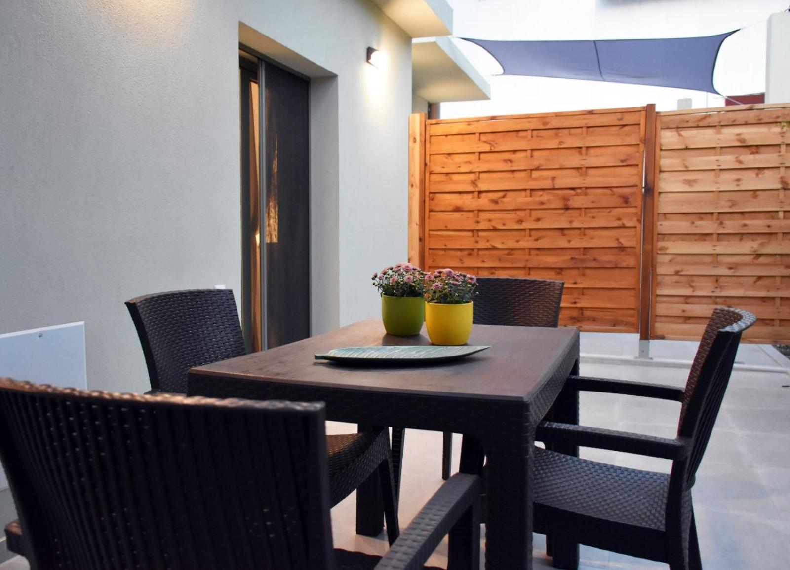 Olgas Cozy Home Chrissi Akti Chania Exterior foto